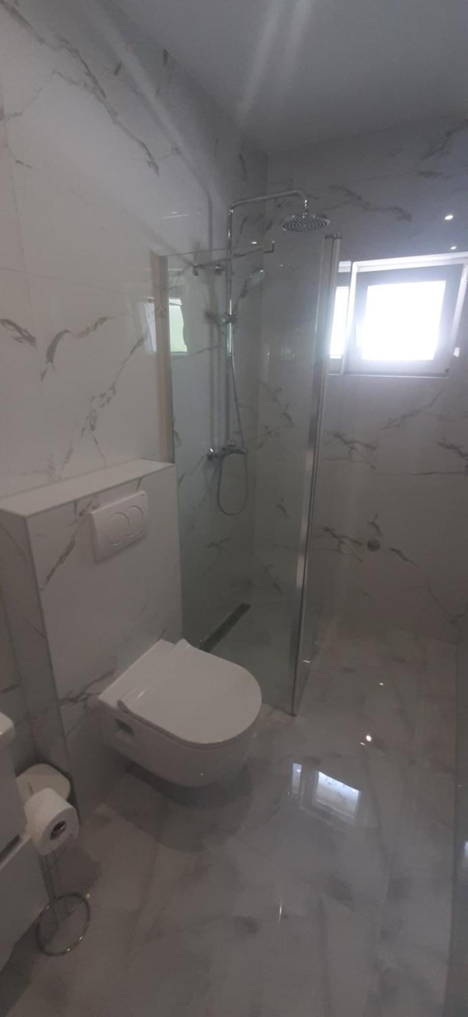 Apartment Biskupovic Dugi Rat Buitenkant foto